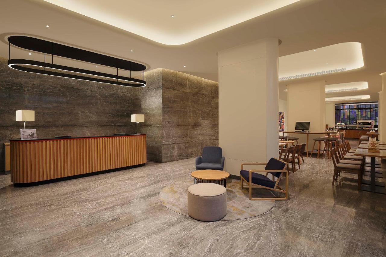 Holiday Inn Express Hyderabad Hitec City By Ihg Екстериор снимка